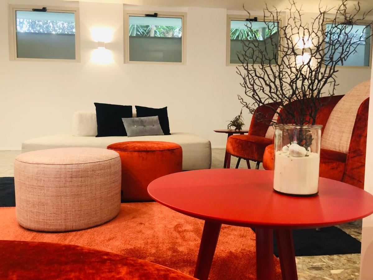 Mia Hotel